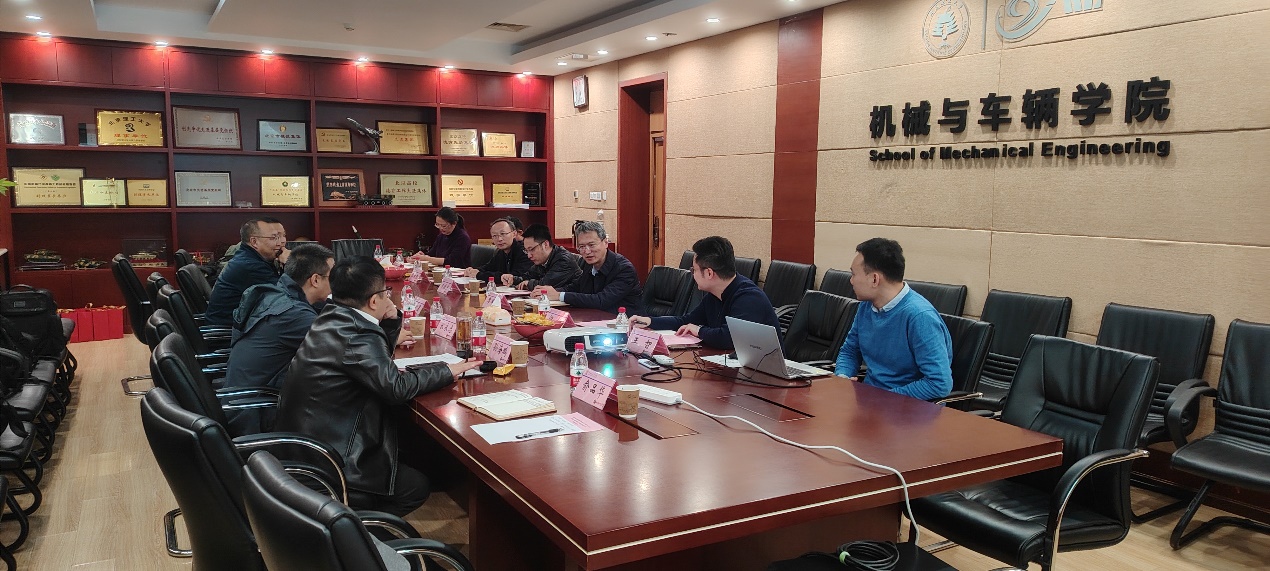 һȺ���ڲ�����

�жȿ��Ŷ��������Զ�����